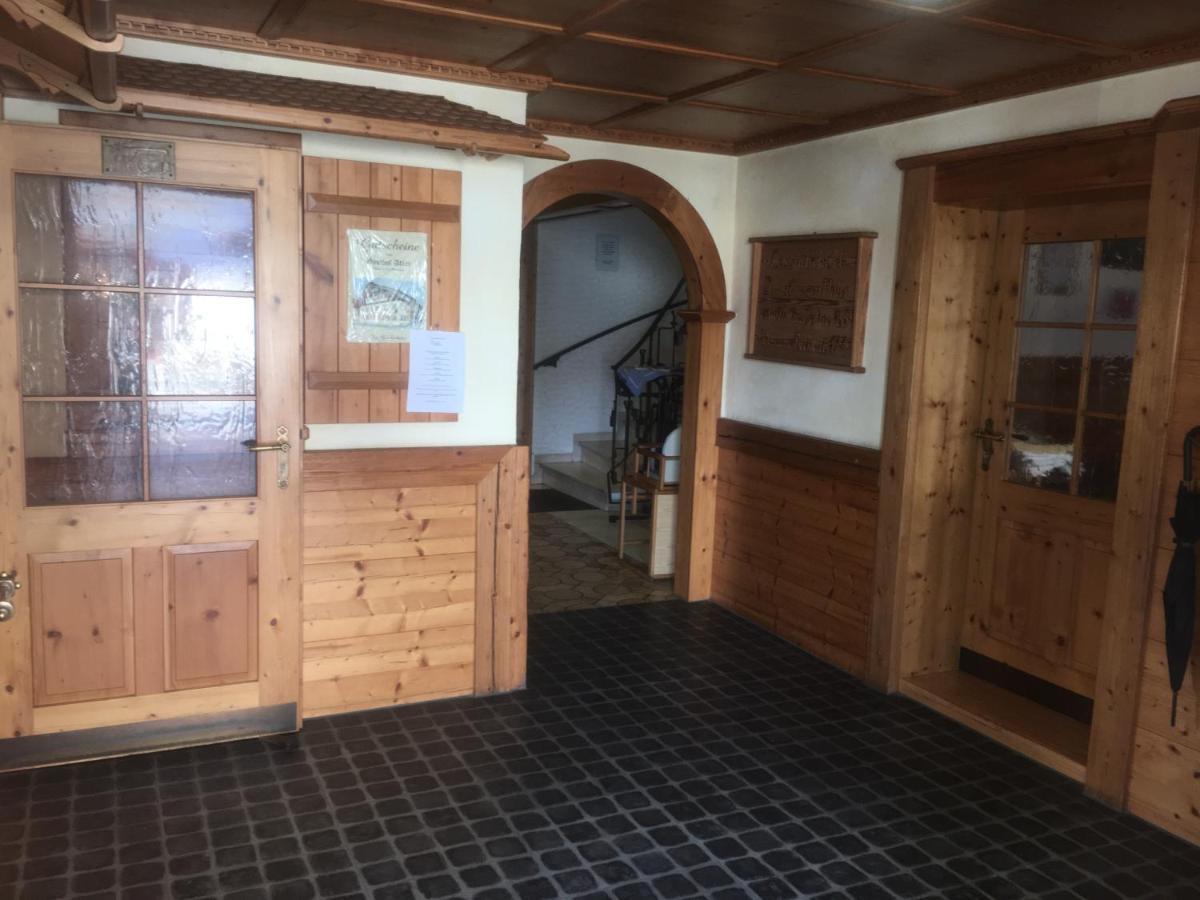 Готель Gasthof Adler Unterthingau Екстер'єр фото